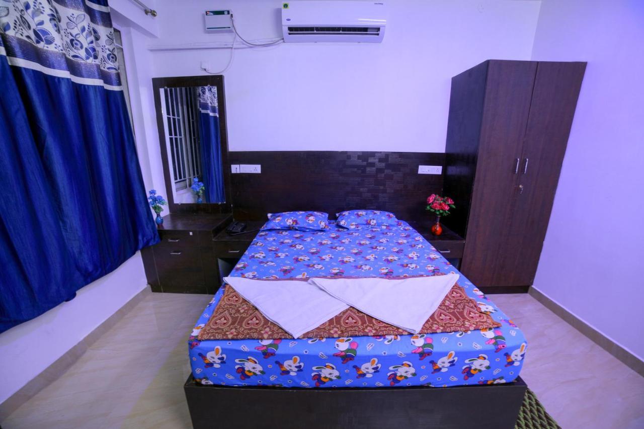 Hotel M.P Maduráj Kültér fotó